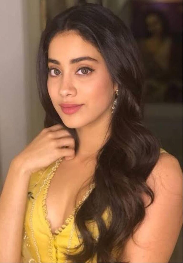 A Priceless Gift for the Daughter of the Celestial Beauty, from the Daughter of a Modern-Day Kubera