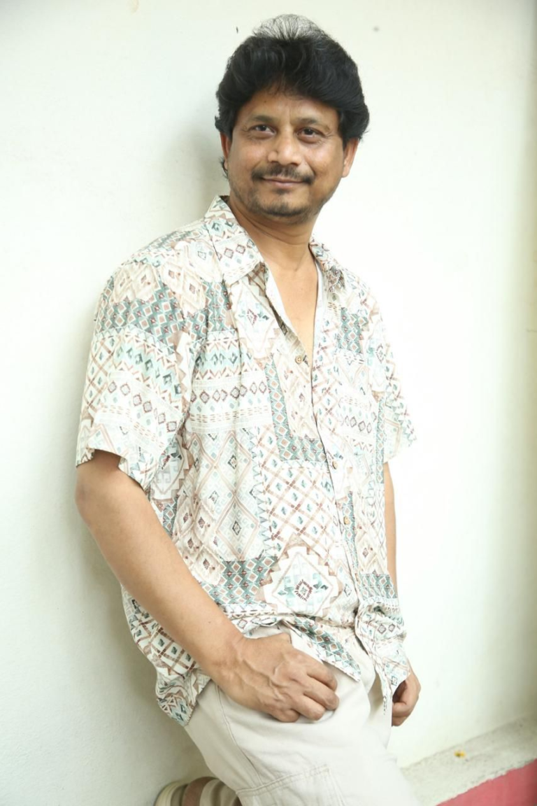 Purushaha has all kinds of elements, It’s a film you can enjoy with your entire family: Director Veeru Vulavala