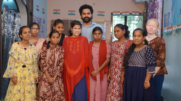 Actor Sanjosh Celebrates Rakhi with Visually Impaired Sisters, Extends Support Through Sanjosh Foundation